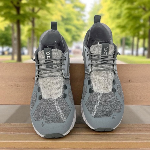 On Cloud 5 Women’s Terry Running Shoes Sneakers Grey Size 7.5 - Picture 1 of 13